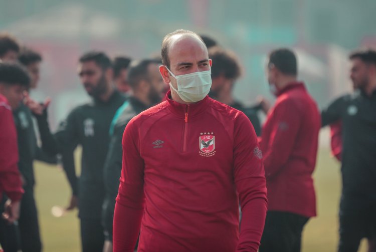د. أحمد أبو عبلة، طبيب الفريق الأول لكرة القدم بالنادي الأهلي